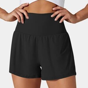 Halara Super High Waisted Back Pocket & Side
Hidden Pocket Yoga Shorts 2.5"